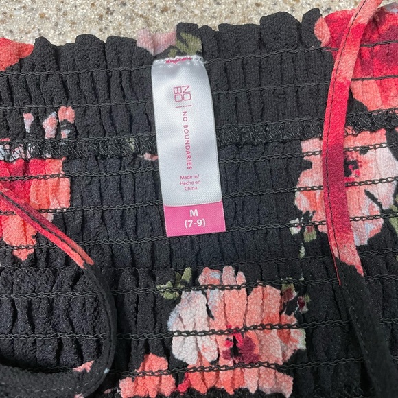 Black and Pink summer tank - Picture 3 of 4